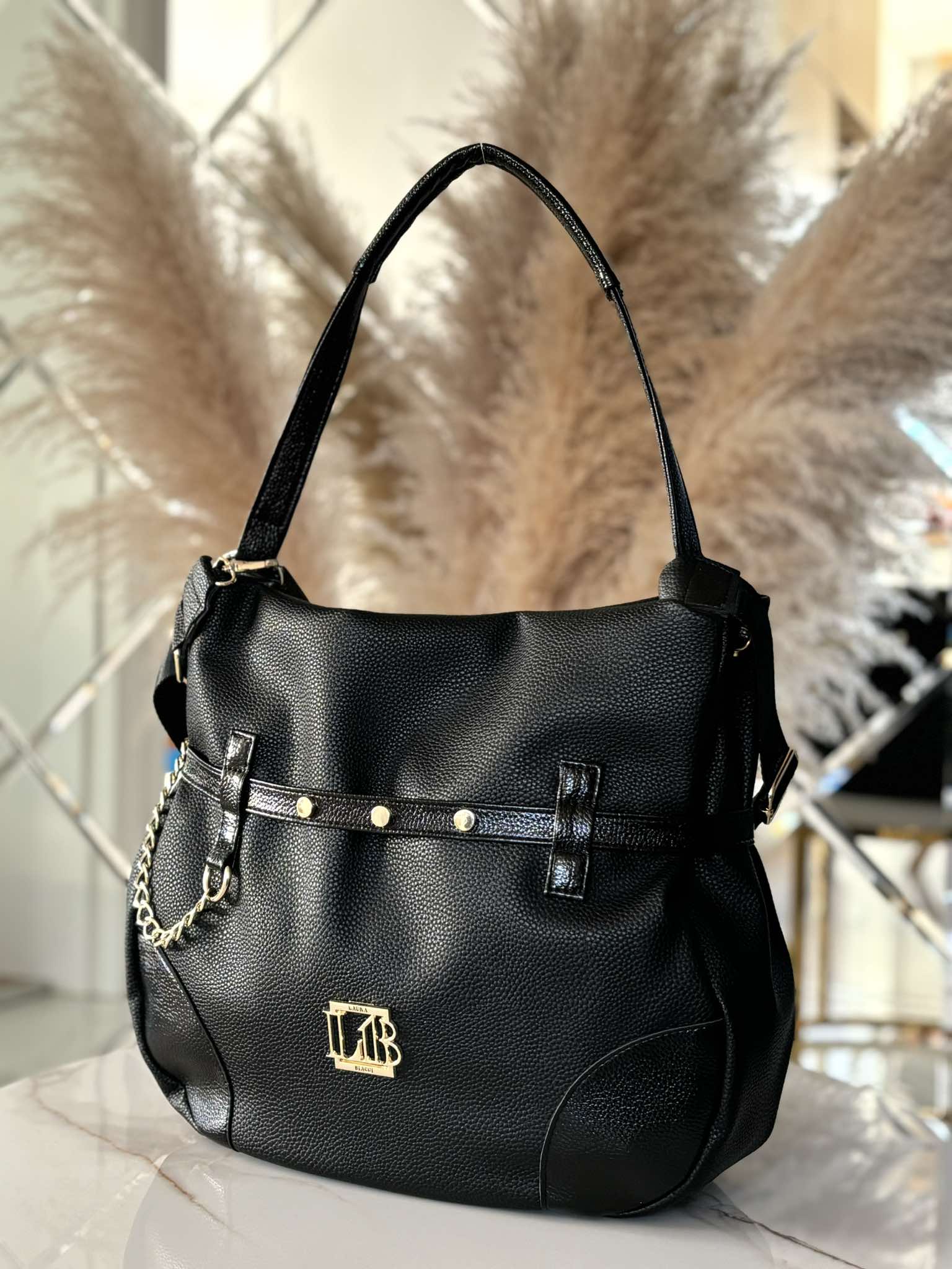 Torebka Laura Biaggi shopper worek na ramię czarna